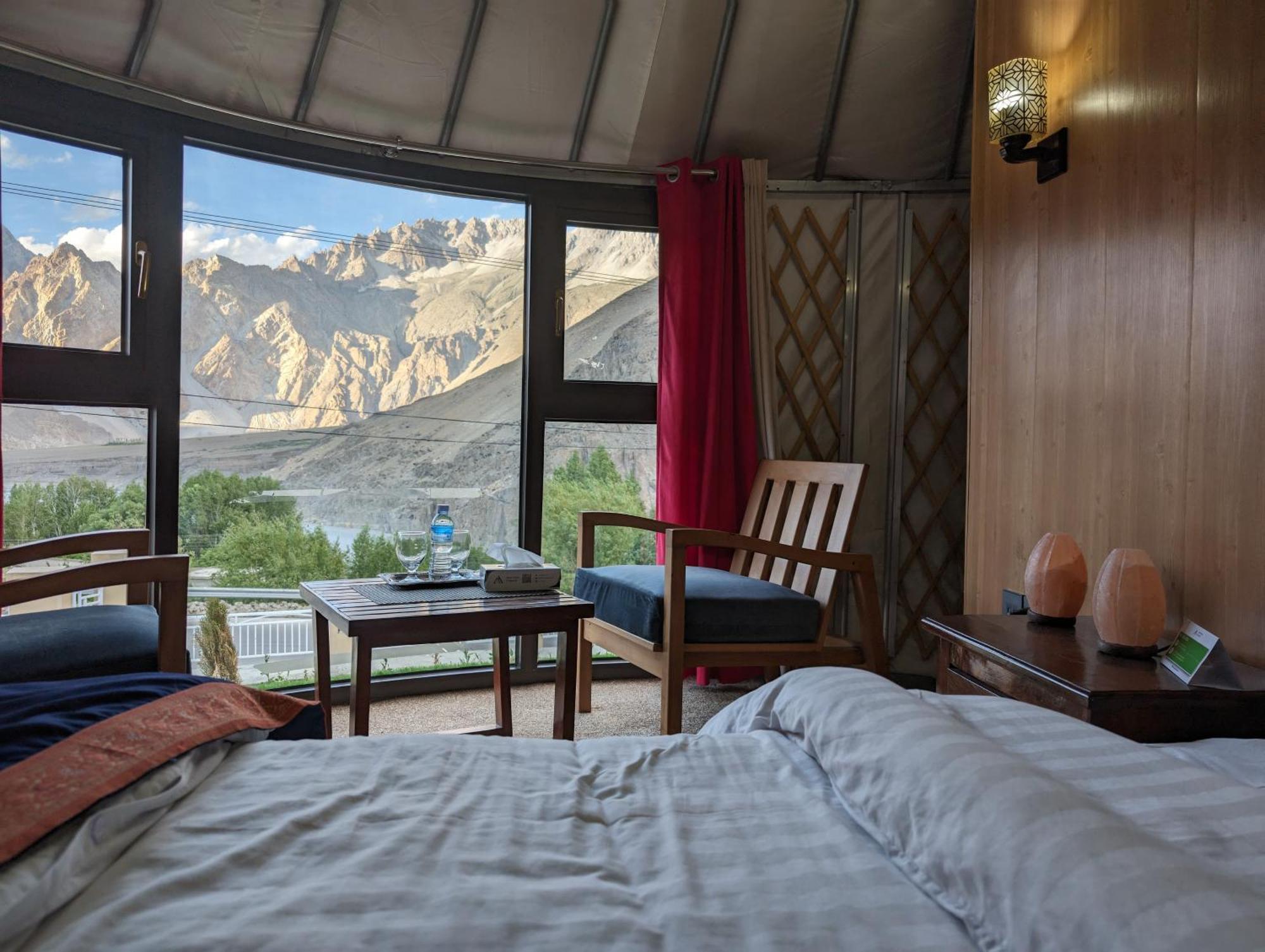Apex Hotels And Resorts Hussaini Karimabad  Exterior foto